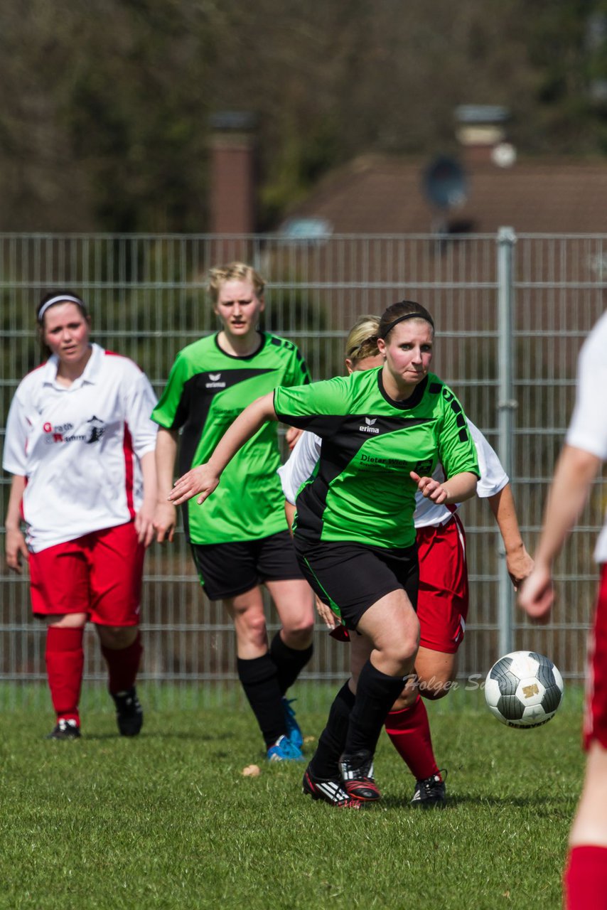 Bild 142 - Frauen Schmalfelder SV - TSV Siems : Ergebnis: 1:0